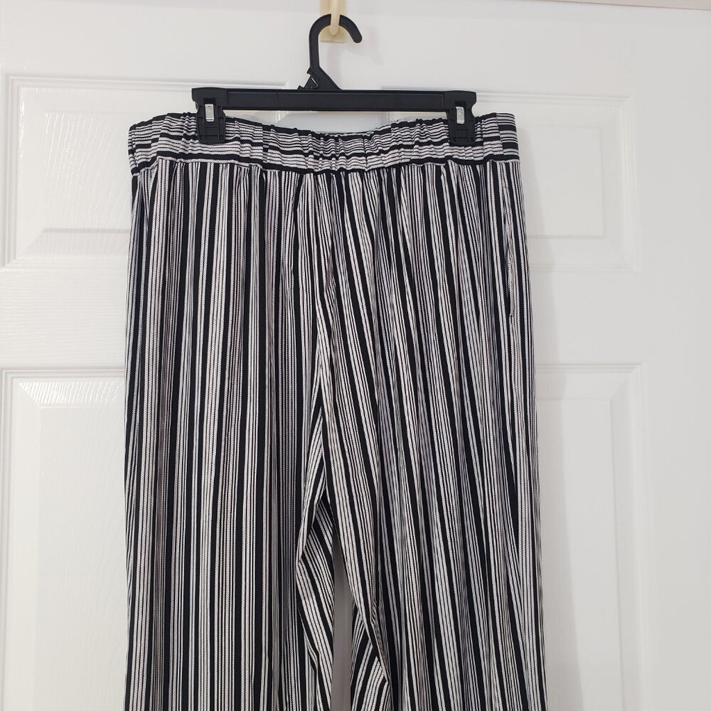 Robert Louis Wide Leg Palazzo Pull-On Pants Black & White Stripe Size Large New - Picture 4 of 6
